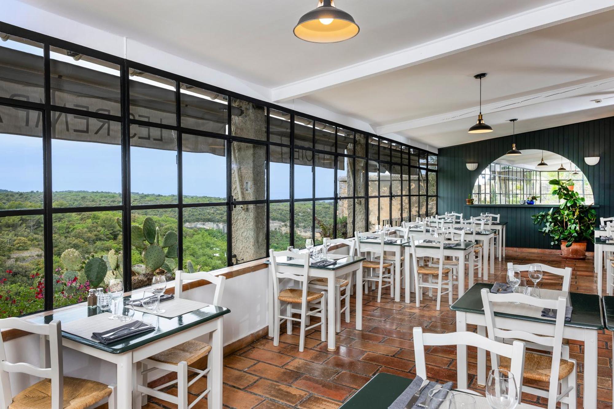 Hotel Restaurant Les Remparts Венаск Екстер'єр фото