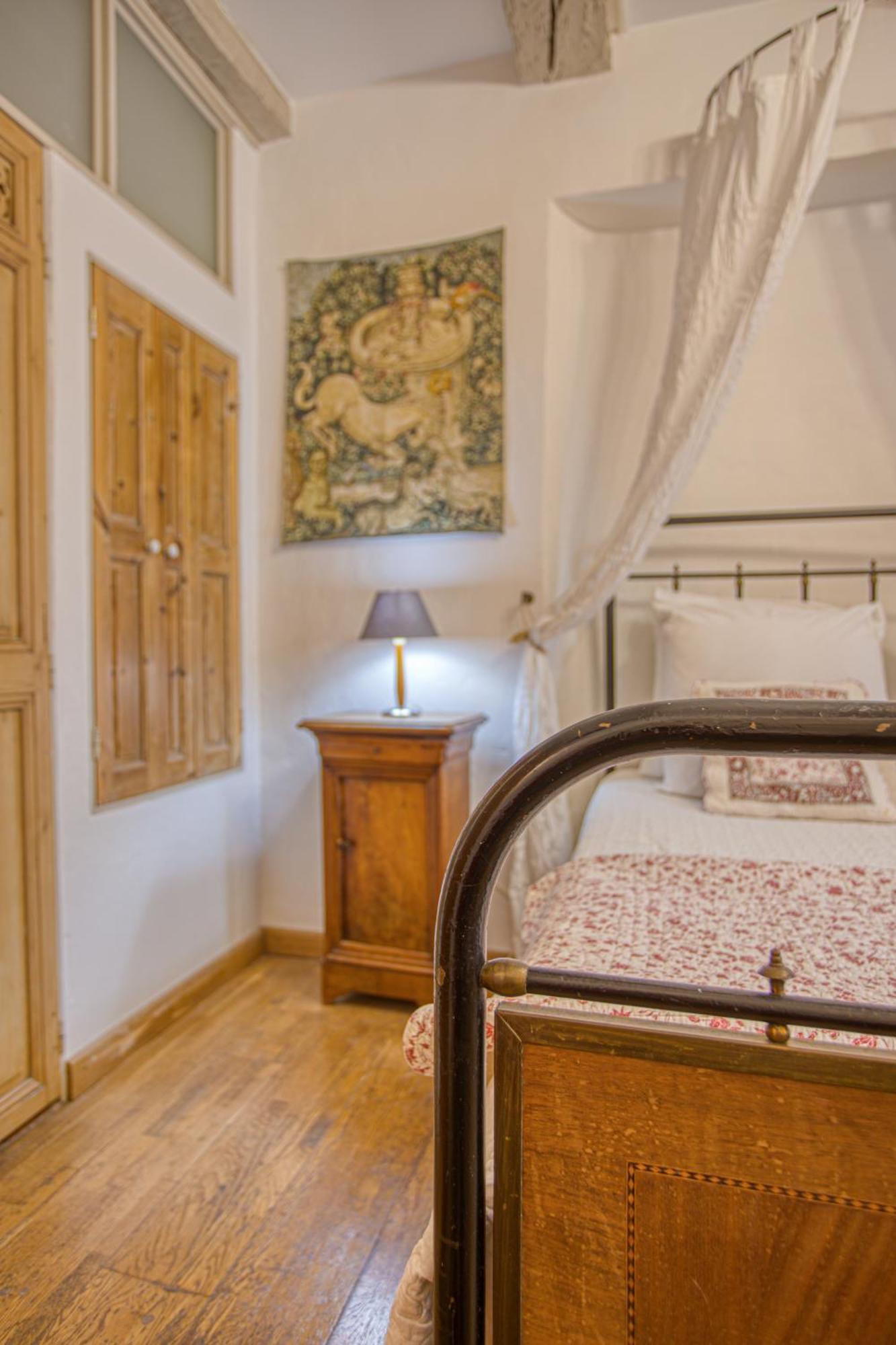 Hotel Restaurant Les Remparts Венаск Екстер'єр фото