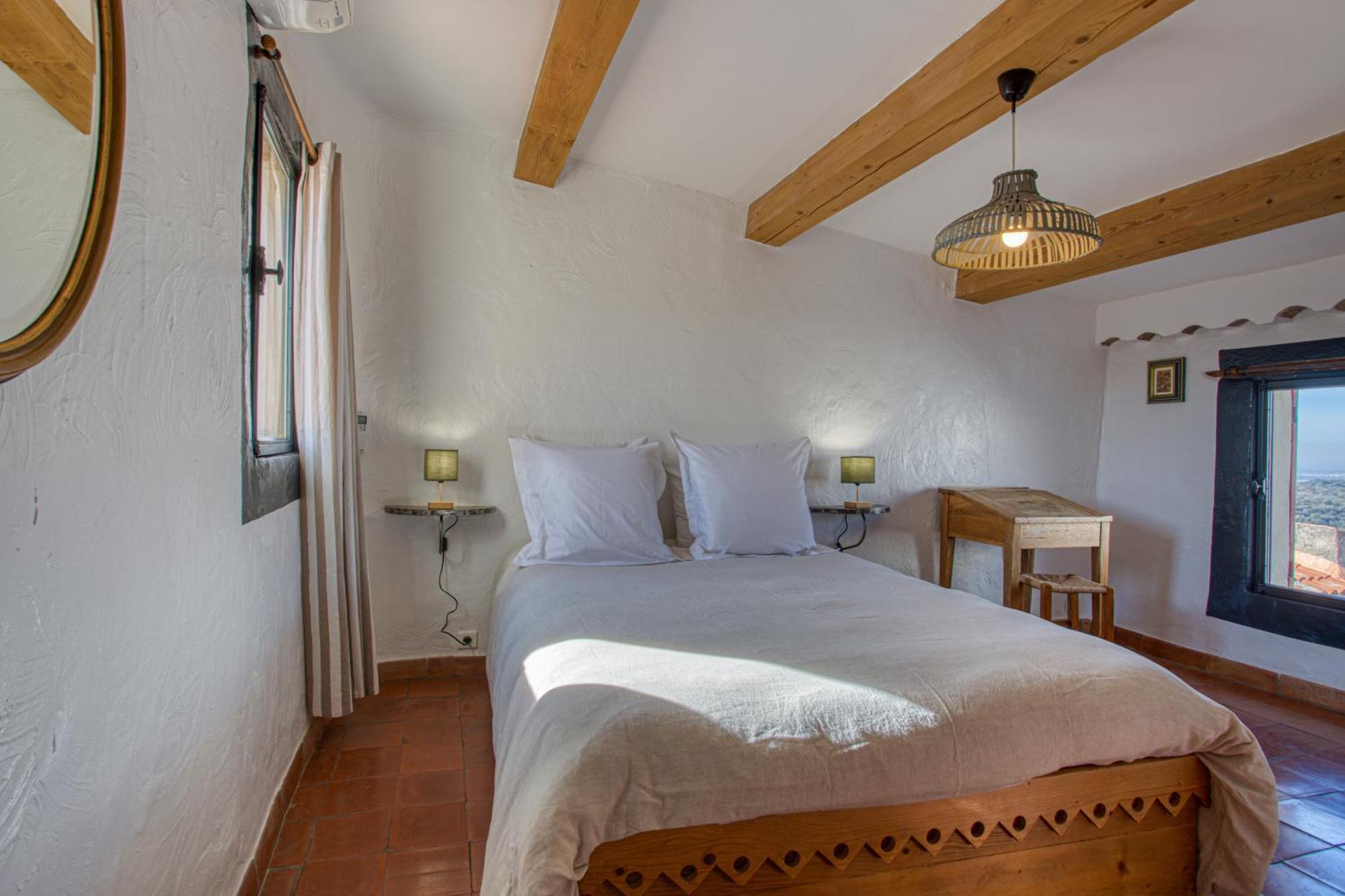 Hotel Restaurant Les Remparts Венаск Екстер'єр фото